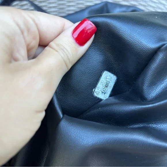 Authentic CHANEL SUPERMODEL black caviar leather large tote bag - Picture 15 of 16